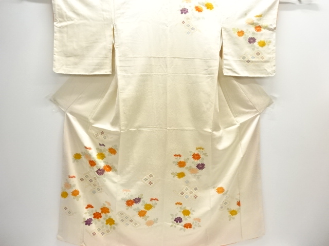 JAPANESE KIMONO / HOMONGI / SILK / EMBROIDERY / SHIPPO & KIKU & PEONY